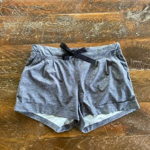 Lululemon Spring Break Shorts 🍋